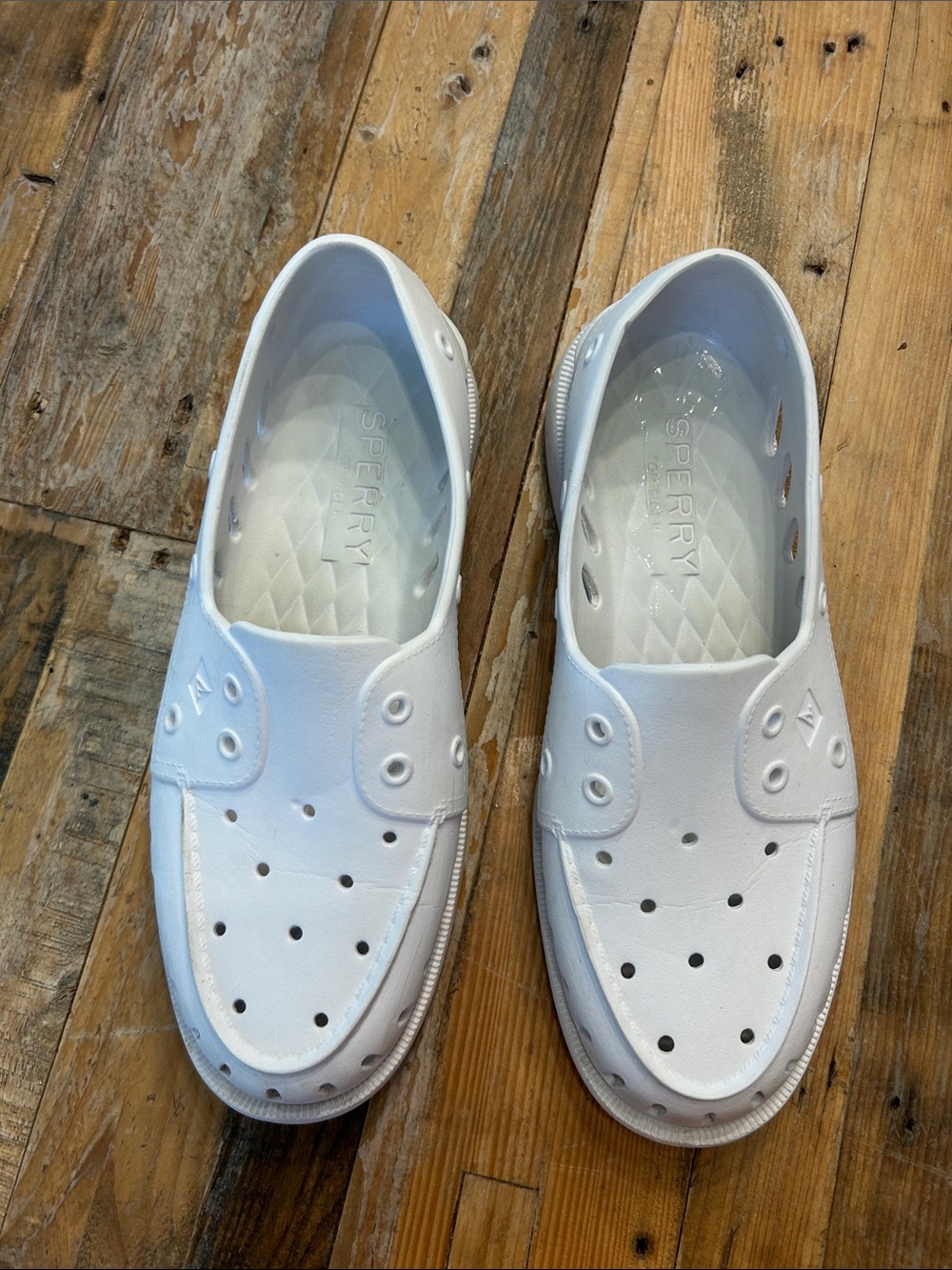 Sperry White Water-Ready Slip-On Shoes 9M 11W